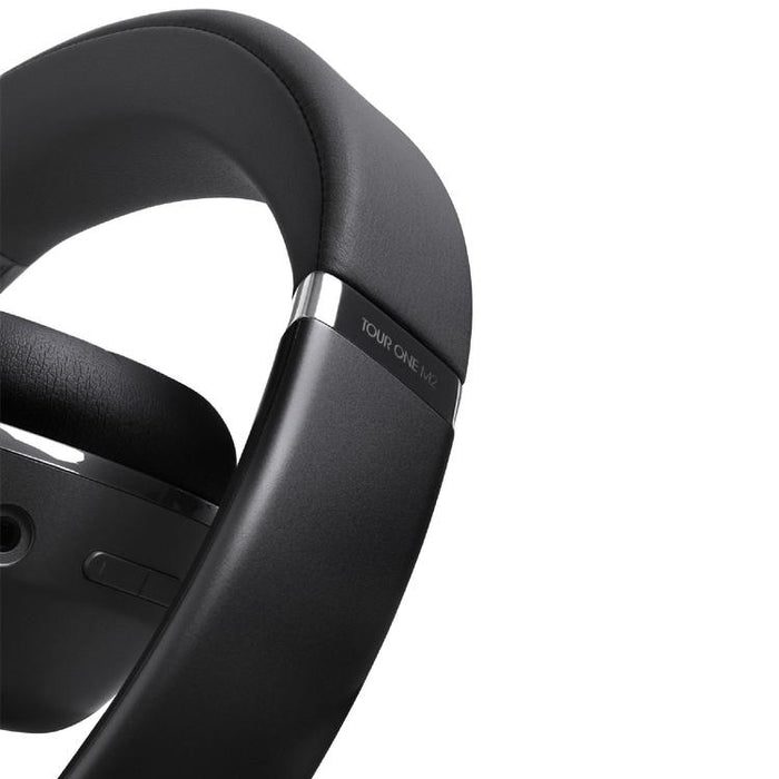 JBL Tour One M2 | Écouteurs circum-auriculaires - Sans fil - Bluetooth - Réduction de Bruit Adaptative - Noir-SONXPLUS Val-des-sources